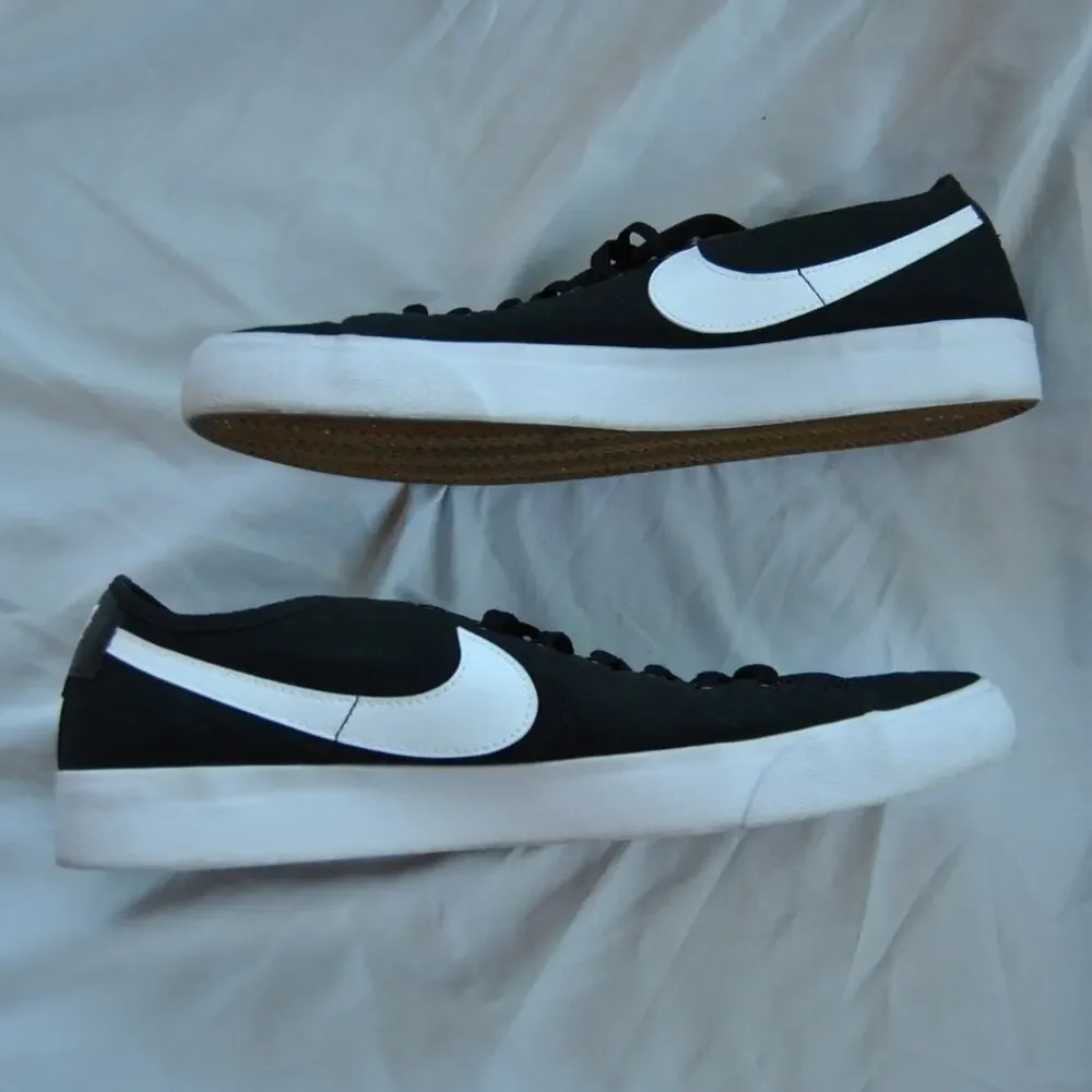 Nike SB BLZR Court Mens Shoe Black White Size 11